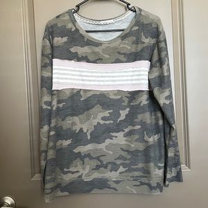 Maurices Camo Striped Long Sleeve Sweater Large